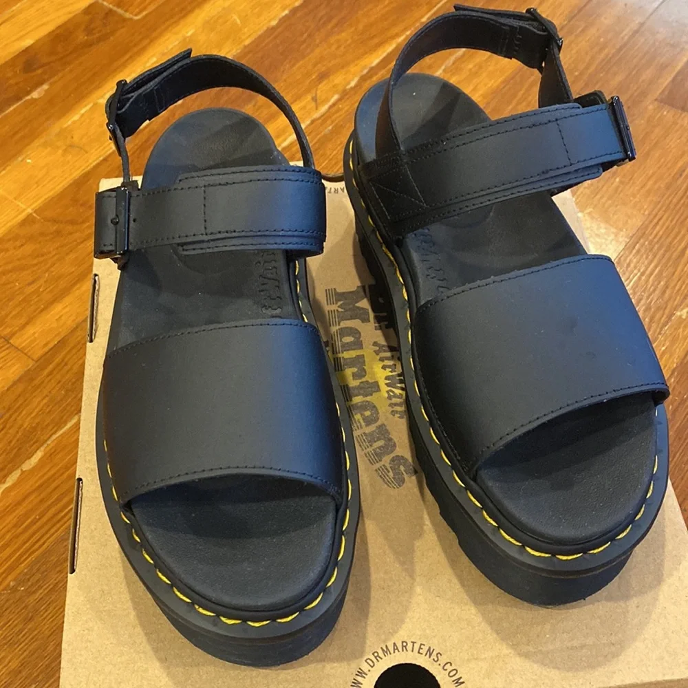 Size 10 women’s dr. Marten Voss quad platform sandals - Picture 2 of 6